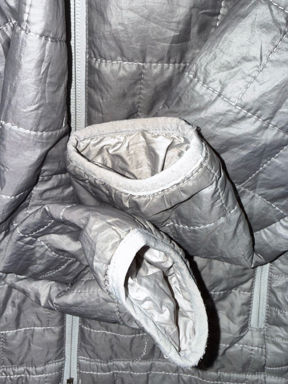 Patagonia Nano Puff Hoody - Picture 3 of 4